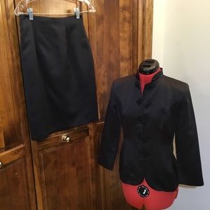 Cache skirt set, size 4, jac-light pad, no pockets, skirt-lined, back zip